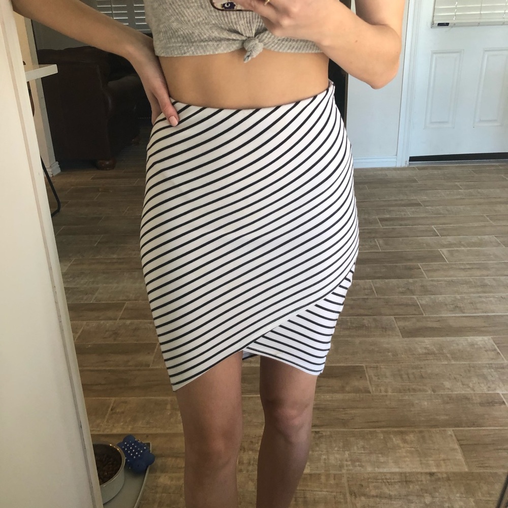 Zara striped midi skirt